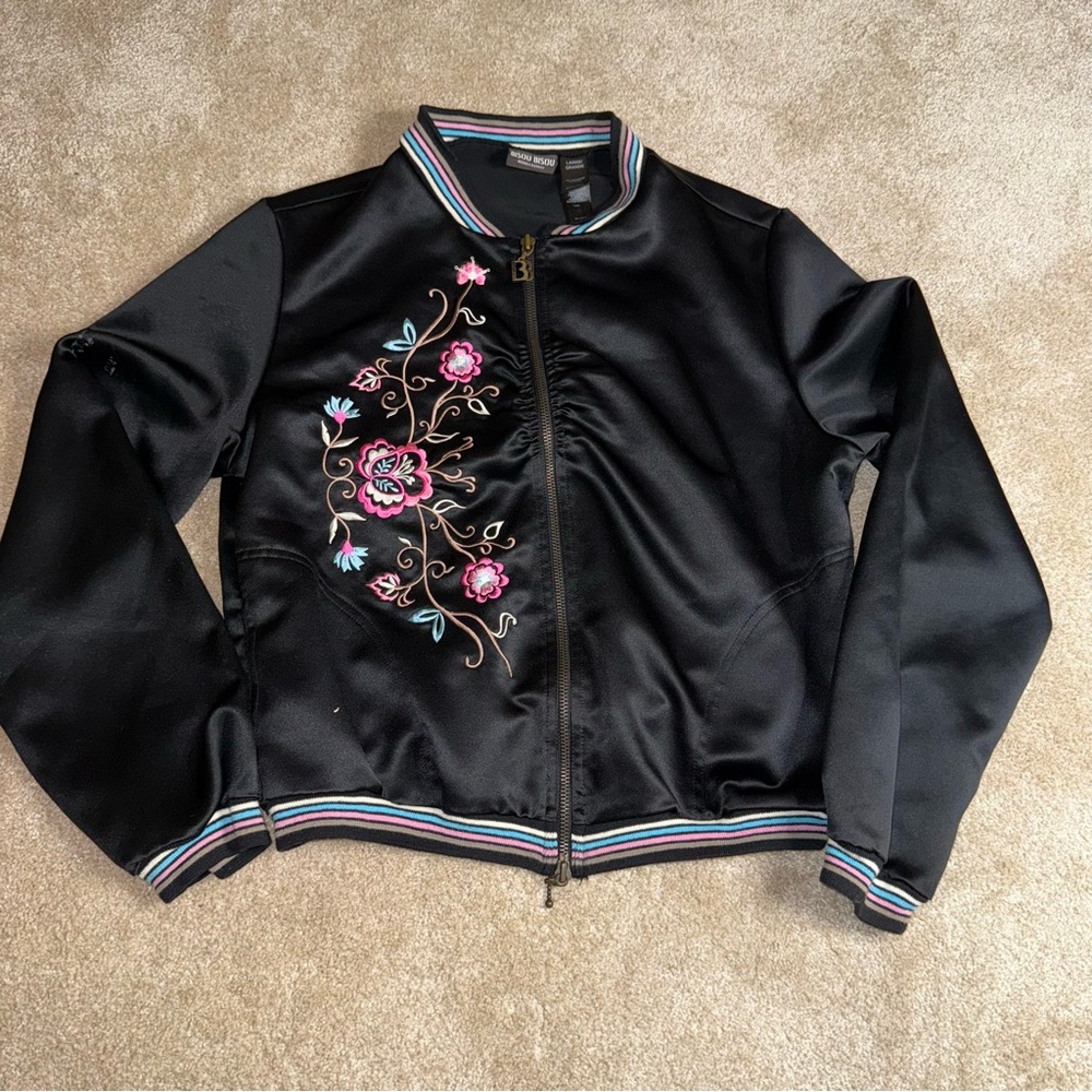 Bisou Bisou | Black Zip up Flower Jacket
